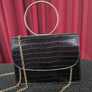 LIKE DREAMS Black Croc-Embossed Ring Handle Crossbody Bag